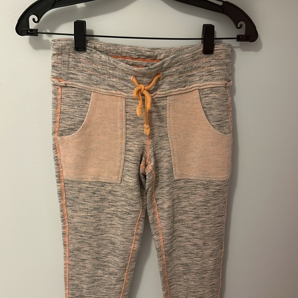 Free People Movement Kyoto Leggings Peach - Picture 5 of 9